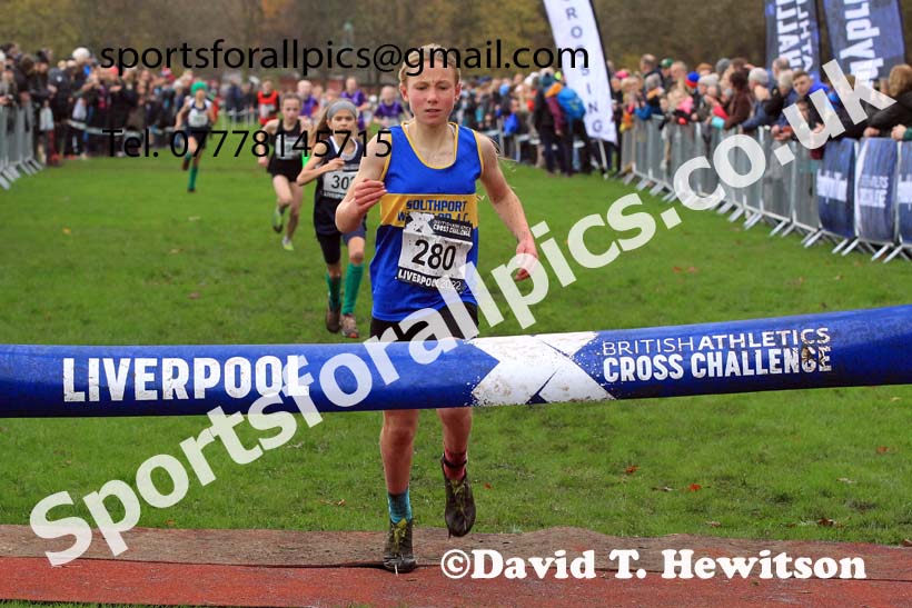 Girls Under-11s, 2022 British Athletics Cross Challenge, Sefton Park, Liverpool.  Photo: David T. Hewitson/Sports for All Pics